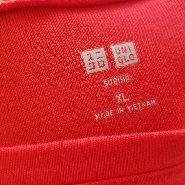 UNIQLO(ユニクロ)のスヌーピー様専用　ボートネックカットソー　レッド レディースのトップス(カットソー(長袖/七分))の商品写真