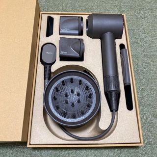 ダイソン(Dyson)のダイソン　ドライヤー　ほぼ未使用　スタンド付き(ドライヤー)