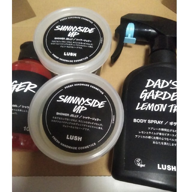 LUSH(ラッシュ)のLUSH まとめ売り コスメ/美容のボディケア(ボディソープ/石鹸)の商品写真