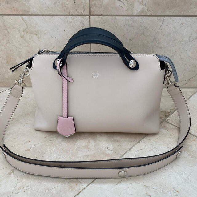 日本最大級 FENDI 保証書あり♡ バイザウェイ 限定スタンプ 正規店購入 日本最大級 FENDI 保証書あり♡ バイザウェイ 限定スタンプ 正規店購入