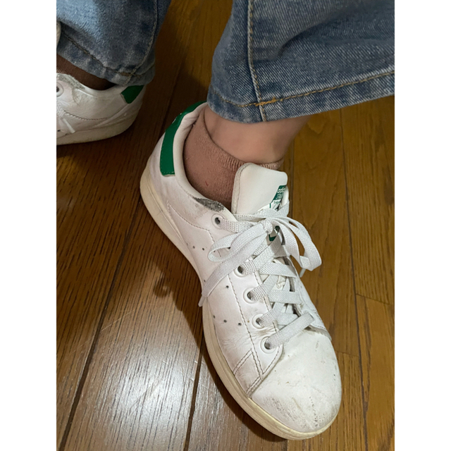 adidas(アディダス)の『ウメちゃん様専用』adidas Stan Smith グリーン 23.5cm レディースの靴/シューズ(スニーカー)の商品写真