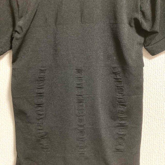 Yohji Yamamoto(ヨウジヤマモト)のブラック　黒　変形リブ　Tシャツ レディースのトップス(Tシャツ(半袖/袖なし))の商品写真