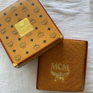 エムシーエム(MCM)のMCM ハンドタオル（箱付き）(ハンカチ)