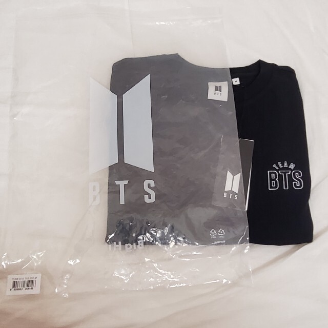 BTS JIMIN T-SHIRTS (M)