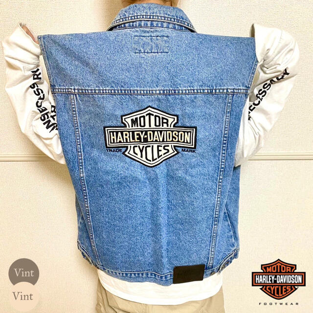 Harley Davidson(ハーレーダビッドソン)の90s ハーレーダビッドソン デニムベスト バックロゴ 大判刺繍 古着男子 メンズのジャケット/アウター(Gジャン/デニムジャケット)の商品写真