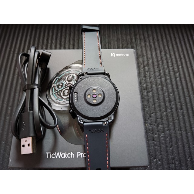 時計Ticwatch Pro3