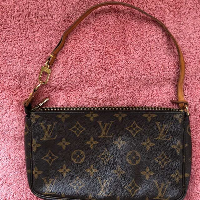 LOUIS VUITTON(ルイヴィトン)のLouis Ｖuitton ポシェット、アクセソワール レディースのファッション小物(ポーチ)の商品写真