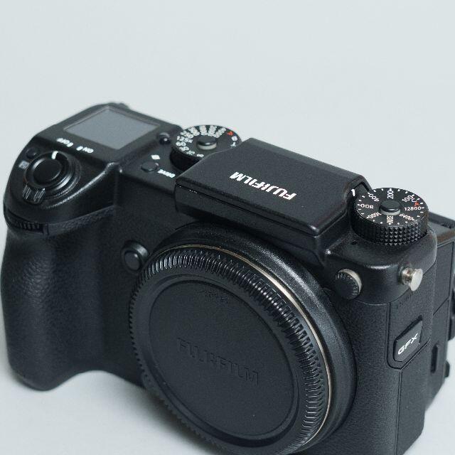 富士フイルム(フジフイルム)のフジ GFX50S ボディ マウントアダプター＋レンズセット スマホ/家電/カメラのカメラ(デジタル一眼)の商品写真