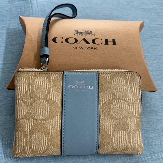 COACH(コーチ)のミニポーチ レディースのファッション小物(ポーチ)の商品写真