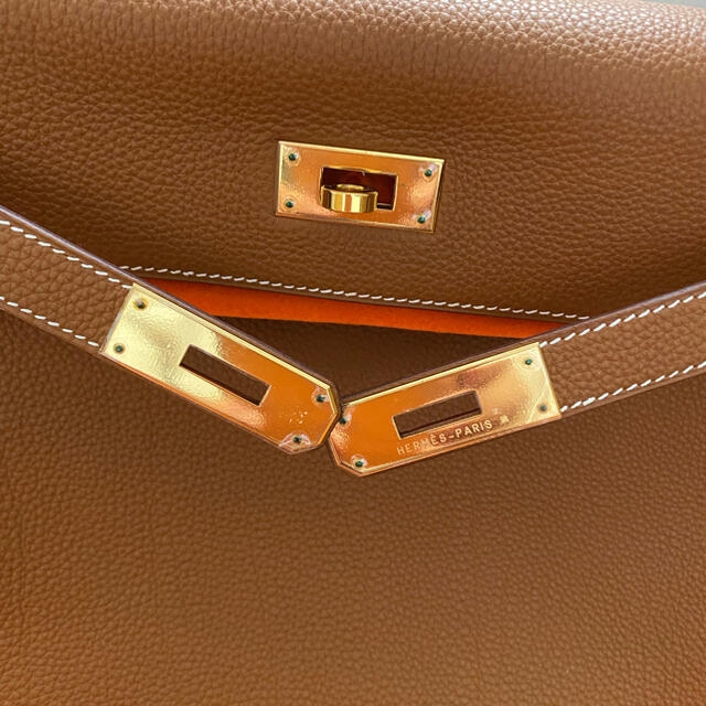 Hermes(エルメス)のエルメス ケリー28 ゴールド　トゴ レディースのバッグ(ハンドバッグ)の商品写真