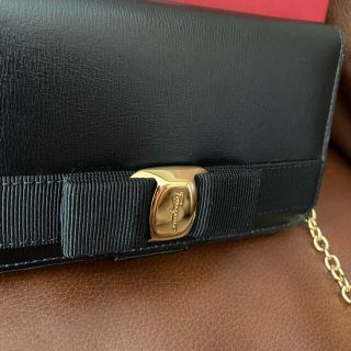 Salvatore Ferragamo - 【正規品!】フェラガモ iPhoneケース 手帳型