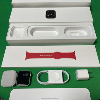 アップルウォッチ(Apple Watch)のApple Watch Series5 44mm GPS REDスポーツバンド(腕時計(デジタル))