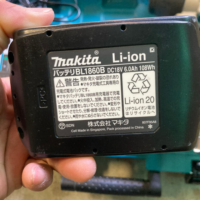 Makita(マキタ)のマキタ　充電式インパクトレンチ スポーツ/アウトドアの自転車(工具/メンテナンス)の商品写真