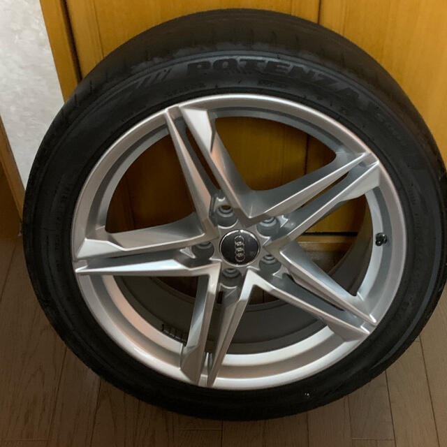 超歓迎低価】 アウディ S4 8W系用 スタッドレス コンチネンタル