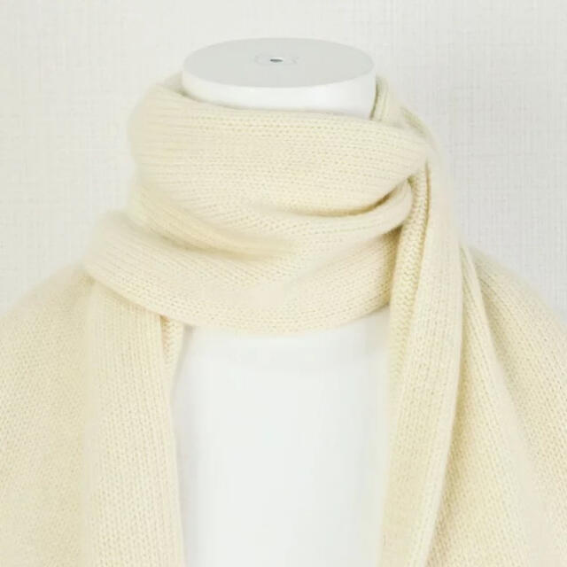 シャネル CHANEL:カシミア ココマーク チェーン マフラー ホワイト