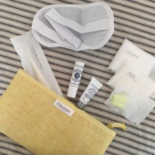 ロクシタン(L'OCCITANE)の非売品☻ロクシタントラベルキット(サンプル/トライアルキット)