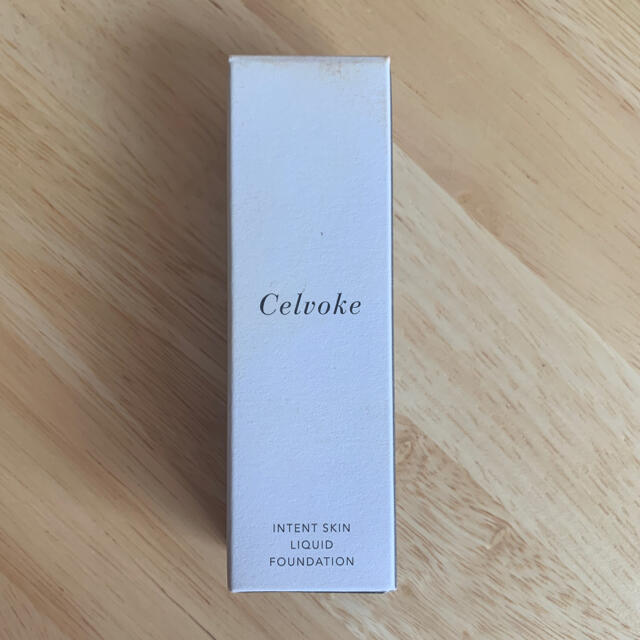 Cosme Kitchen(コスメキッチン)の【新品未使用】Celvoke インテントスキン リキッドファンデーション コスメ/美容のベースメイク/化粧品(ファンデーション)の商品写真