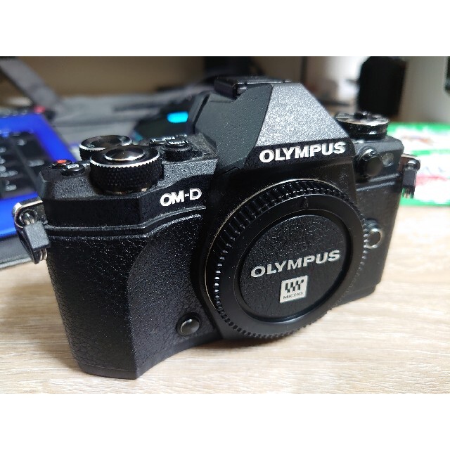 OLYMPUS OM-D E-M5 Markii ブラック ボディミラーレス一眼