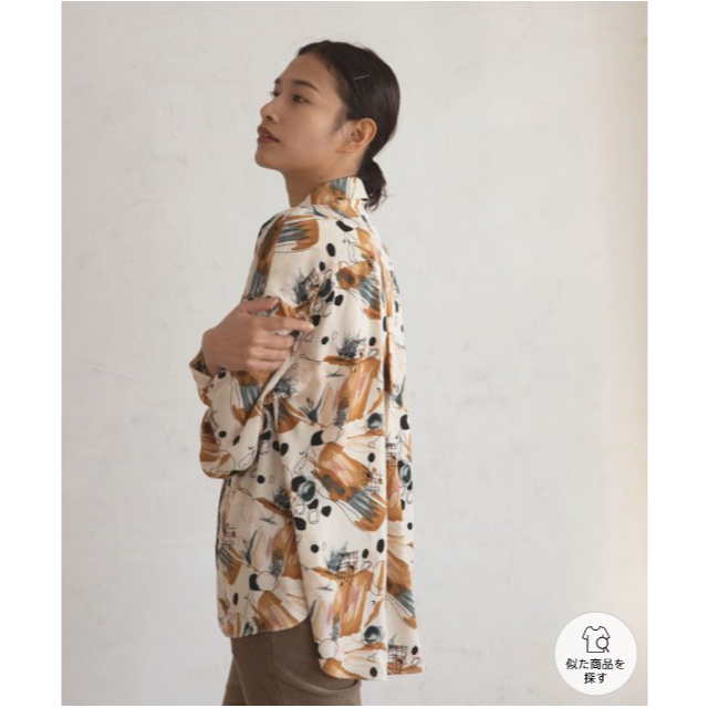 STYLE DELI(スタイルデリ)の〈完売品〉marjour（マージュール）PRINT BLOUSE レディースのトップス(シャツ/ブラウス(長袖/七分))の商品写真