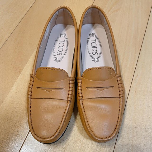 Ron Herman(ロンハーマン)の最終値下げ　TOD'S トッズ　ローファー レディースの靴/シューズ(ローファー/革靴)の商品写真