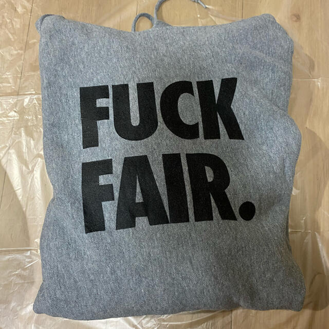 UNDEFEATED(アンディフィーテッド)のundefeated fuck fair hoodie メンズのトップス(パーカー)の商品写真