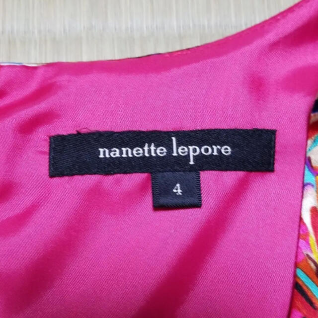 Nanette Lepore(ナネットレポー)の美品　nanett lepore  ワンピース9号 レディースのワンピース(ひざ丈ワンピース)の商品写真