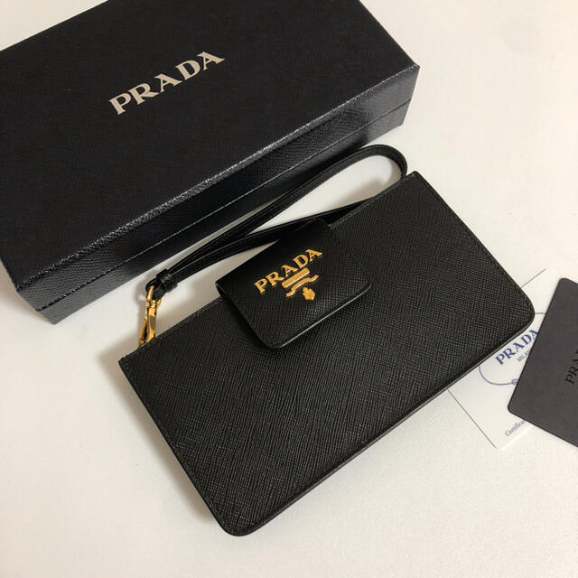 PRADA プラダ スマホケース アイフォンケース サフィアーノレザー-