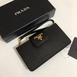 プラダ(PRADA)のPRADA プラダ スマホケース アイフォンケース サフィアーノレザー(その他)