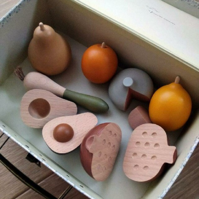 本日値下げ！！新品未使用　kongessloejd WOODEN FRUITS キッズ/ベビー/マタニティのおもちゃ(知育玩具)の商品写真