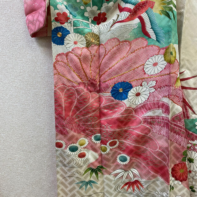 新品人気SALE 極上の訪問着☆白橡色 総刺繍&汕頭刺繍 枝花 暈し 上品