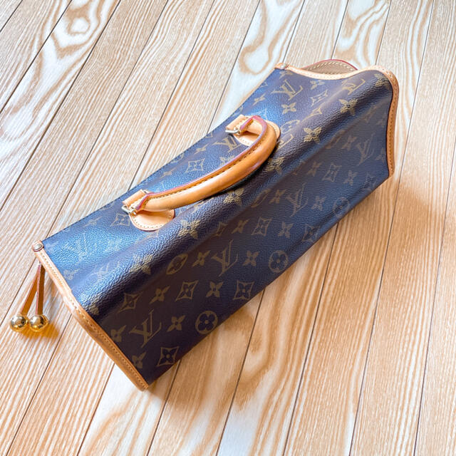 LOUIS VUITTON M40009