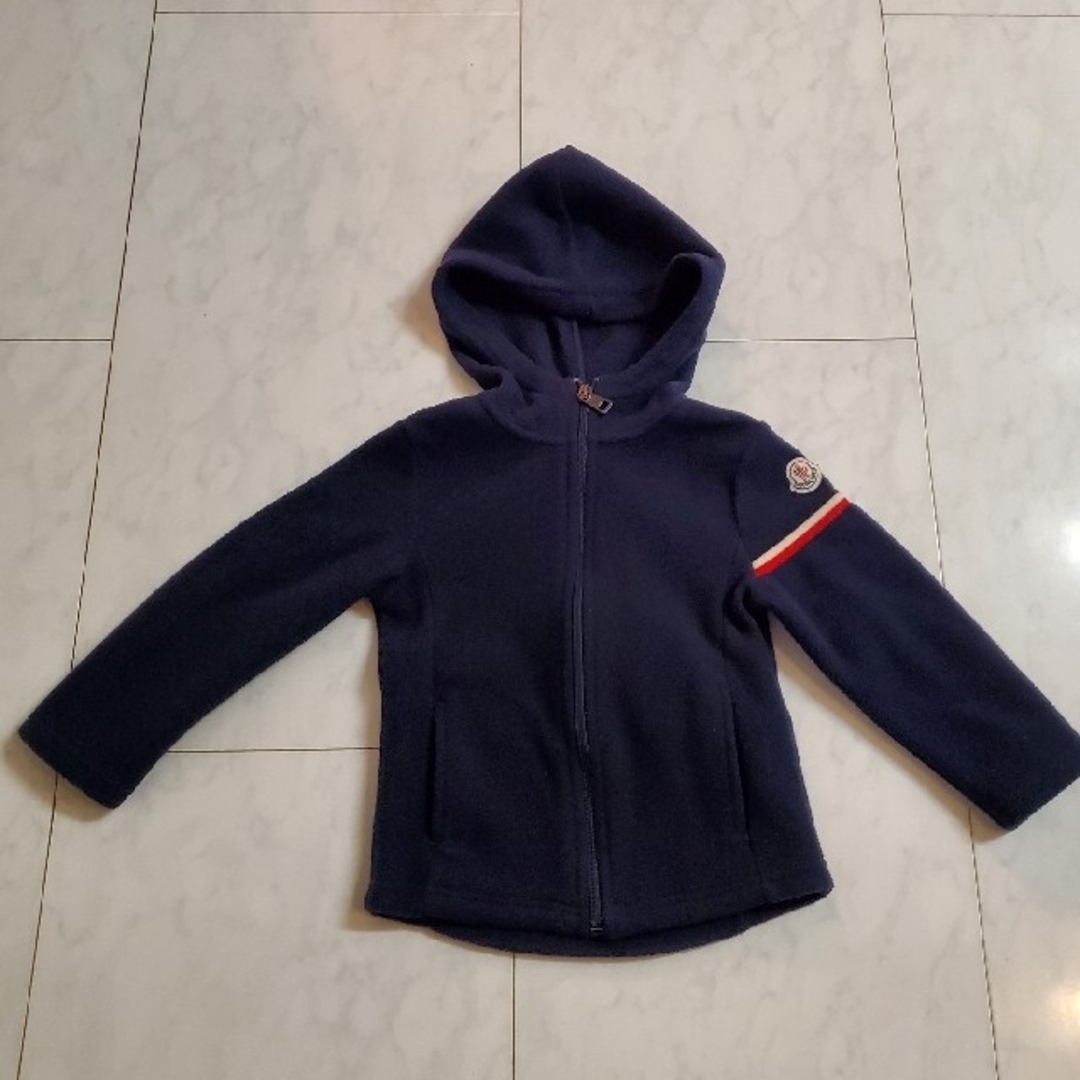 MONCLER(モンクレール)のモンクレール　キッズ　フリース キッズ/ベビー/マタニティのキッズ服男の子用(90cm~)(ジャケット/上着)の商品写真