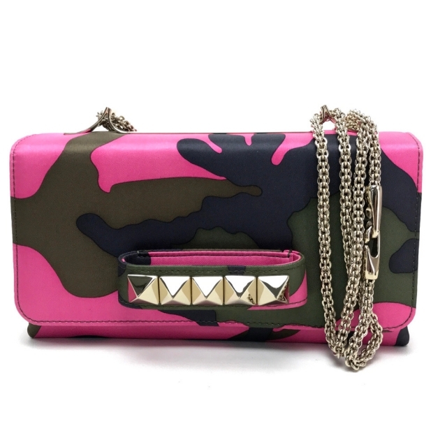 新作登場定番 VALENTINO - ヴァレンティノ クラッチバッグ