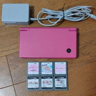 ニンテンドーDS(ニンテンドーDS)の任天堂 ニンテンドーDSi ピンク、充電器、ソフト6本セット(携帯用ゲーム機本体)