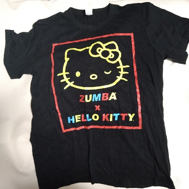 Zumba(ズンバ)のZUMBA☓KITTY　Tシャツ スポーツ/アウトドアのスポーツ/アウトドア その他(ダンス/バレエ)の商品写真