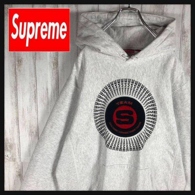 Supreme(シュプリーム)の【最高デザイン】Supreme センター 刺繍ロゴ パイル ロゴ満載 パーカー メンズのトップス(パーカー)の商品写真