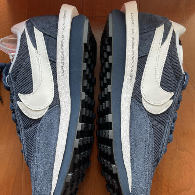 sacai(サカイ)の新品未使用 sacai × fragment design NAVY 28.5 メンズの靴/シューズ(スニーカー)の商品写真