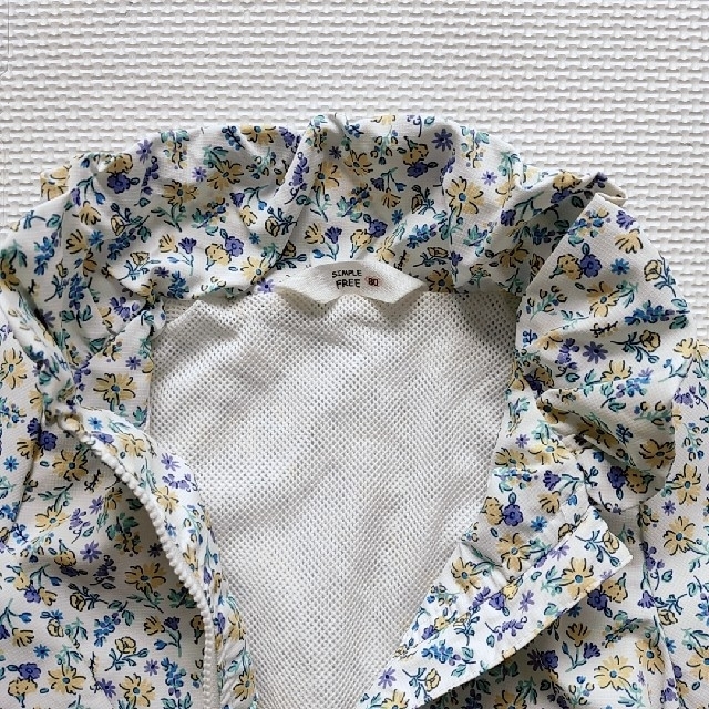 花柄 ブルゾン キッズ/ベビー/マタニティのベビー服(~85cm)(ジャケット/コート)の商品写真