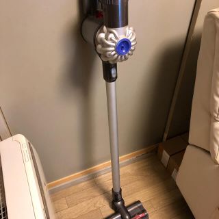 ダイソン(Dyson)のダイソン  ハンディタイプ DC62 掃除機 バッテリー新品(掃除機)