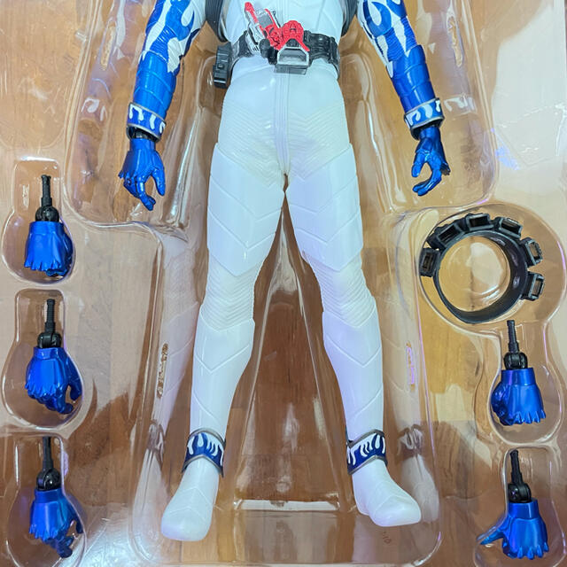 大人気低価 {FIG} リアルアクションヒーローズ RAH DX 仮面ライダー