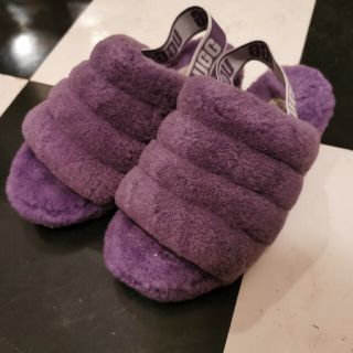 UGG アグ EURUFF YOU フラッフユー オールジェンダーファーサンダル UGG アグ EURUFF YOU フラッフユー オールジェンダーファーサンダル