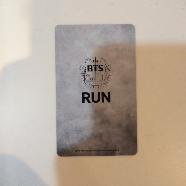 防弾少年団(BTS)(ボウダンショウネンダン)のBTS トレカ RUN ユンギ SUGA エンタメ/ホビーのタレントグッズ(アイドルグッズ)の商品写真