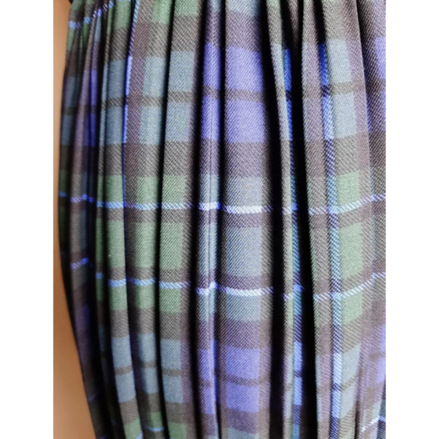 IENA(イエナ)のイエナ  プリーツ　スカート　38 ロング　ネイビー　IENA マキシ レディースのスカート(ロングスカート)の商品写真