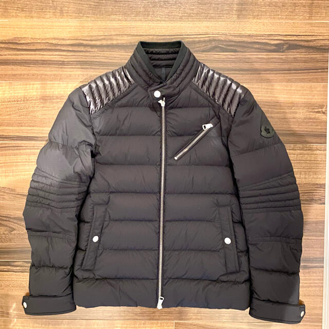 本日限定値下 国内正規品 MONCLER SAMALENS モンクレール 0