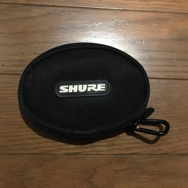 SHURE se215  スマホ/家電/カメラのオーディオ機器(ヘッドフォン/イヤフォン)の商品写真