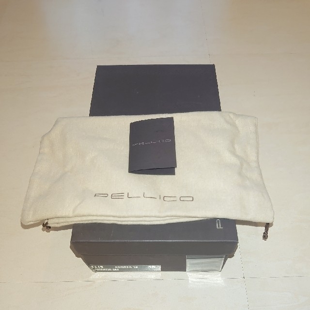 PELLICO(ペリーコ)の新品　PELLICO フラットシューズ　36 レディースの靴/シューズ(ハイヒール/パンプス)の商品写真