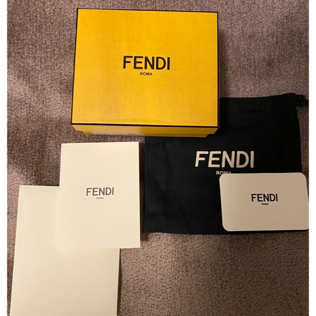 FENDI(フェンディ)のフェンディ FENDI 三つ折り財布 8M0395 NERO レディースのファッション小物(財布)の商品写真