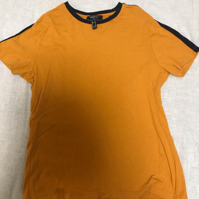 FOREVER 21(フォーエバートゥエンティーワン)のフォーエバー21 Tシャツ　メンズ　M メンズのトップス(Tシャツ/カットソー(半袖/袖なし))の商品写真