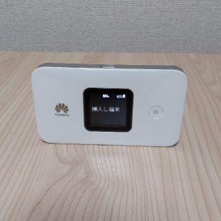 ファーウェイ(HUAWEI)のHuawei MOBILE WIFI E5785 モバイルルーター(PC周辺機器)