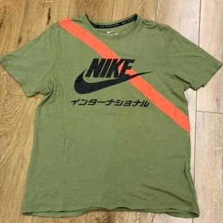 ナイキ(NIKE)のNIKE ナイキTシャツ　インターナショナル　片仮名　カーキ　L(Tシャツ/カットソー(半袖/袖なし))